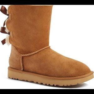 Ugg bailey bow 2😍, 100% authentic